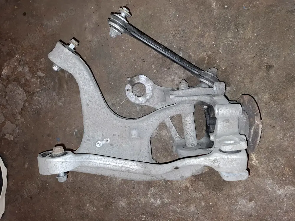 Ansamblu brate suspensie punte spate stanga dreapta Audi Q5 8R cu fuzete si rulmenti