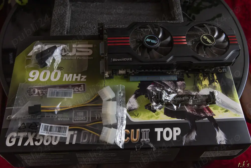 Placa video ASUS GeForce GTX 560 Ti DirectCU II Top 1GB GDDR5 256-bit