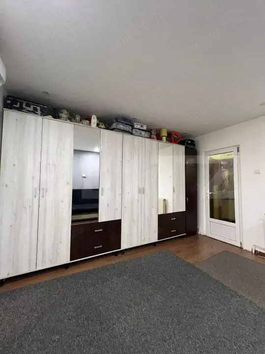 Garsoniera de vanzare, decomandata , zona Micro 3 