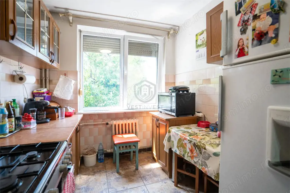 APARTAMENT CU 3 CAMERE,  STR.TRANSILVANIEI, ZONA ROGERIUS
