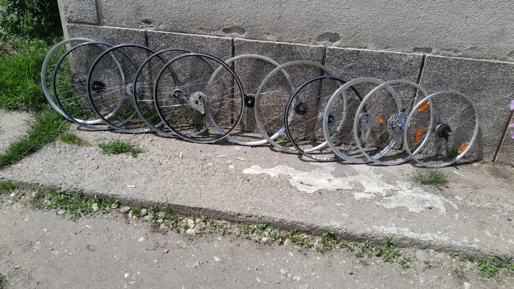 Roata bicicleta strada cu dinam in butuc, viteze Shimano Nexus Sram,3,4,7,8,24 inch,26 inch,28 inchi