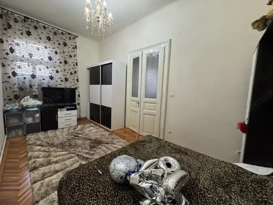 2 cam curte privata GARAJ boxa zona Maria