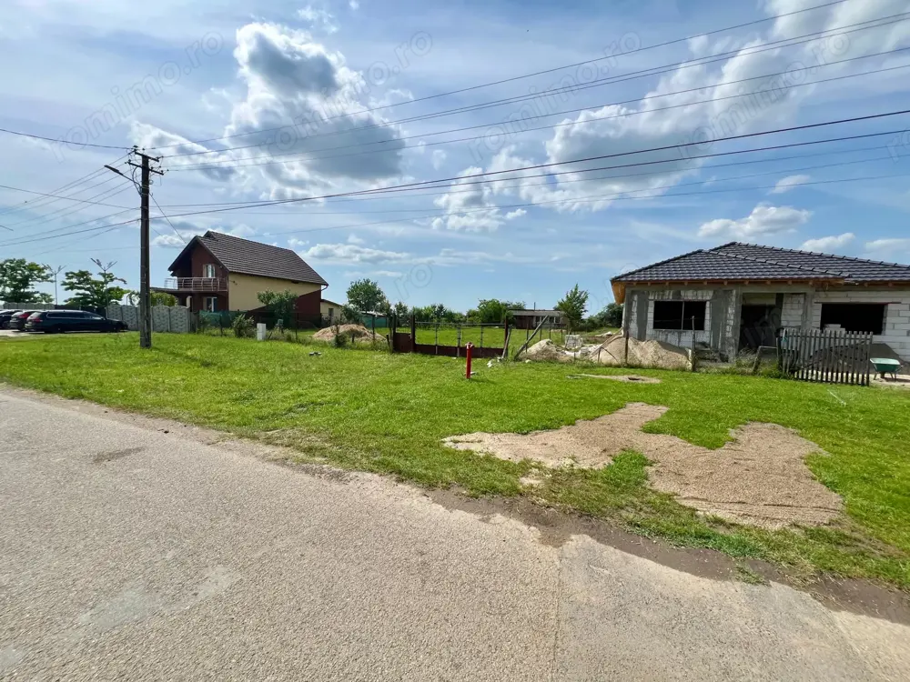 Proprietar, fara comision, teren+constructie, situata in localitatea Dinias,22km de Timisoara Proprietar, fara comision, teren+constructie, situata in localitatea Dinias,22km de Timisoara