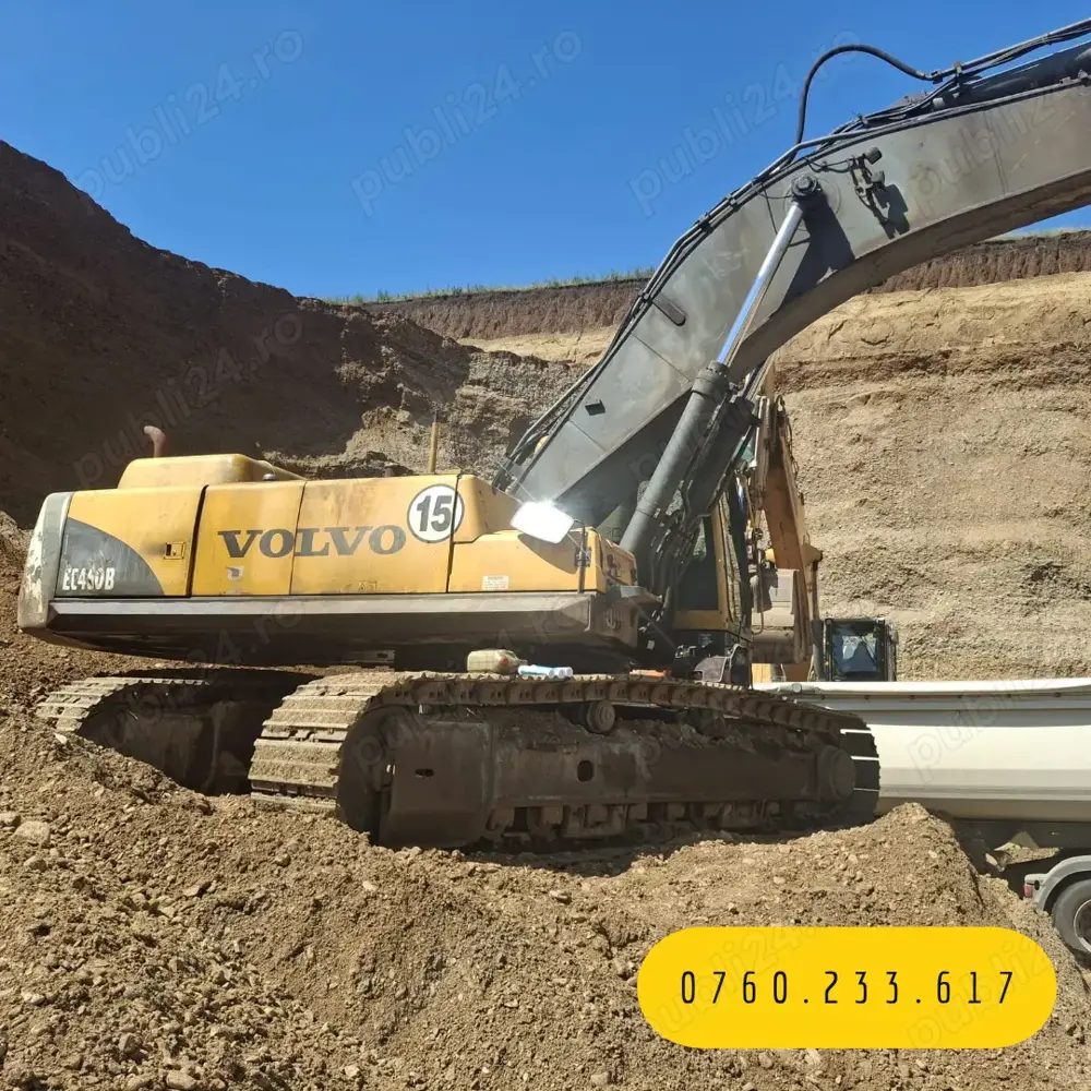 Vand excavator pe șine Volvo EC460 din 2004