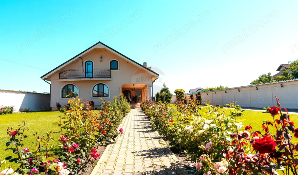 Casă / Vilă cu 4 camere de vânzare in Spataru, Buzau