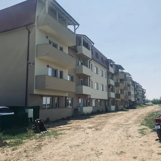 Vand 2 camere decomandat Giroc! Vand 2 camere decomandat Giroc!