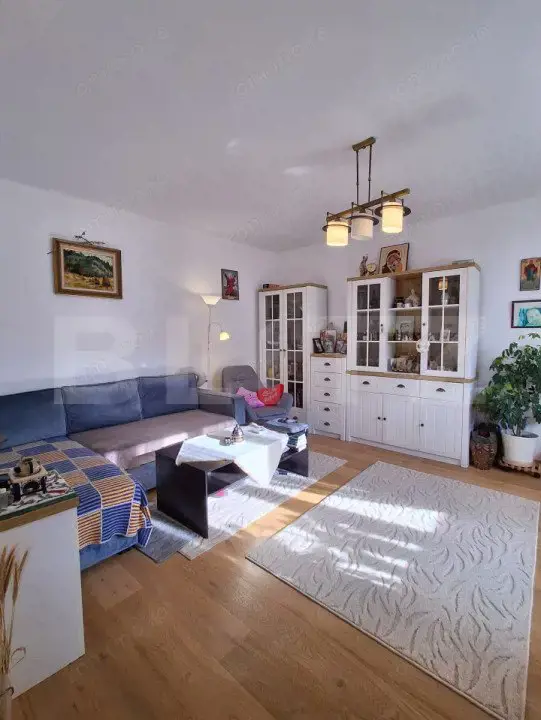 Casa cocheta in inima orasului . 