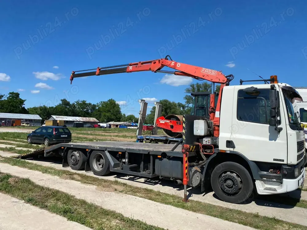 Vând Platformă,Trailer,Șlep,Camion transport utilaje,Daf 75.250 ati 