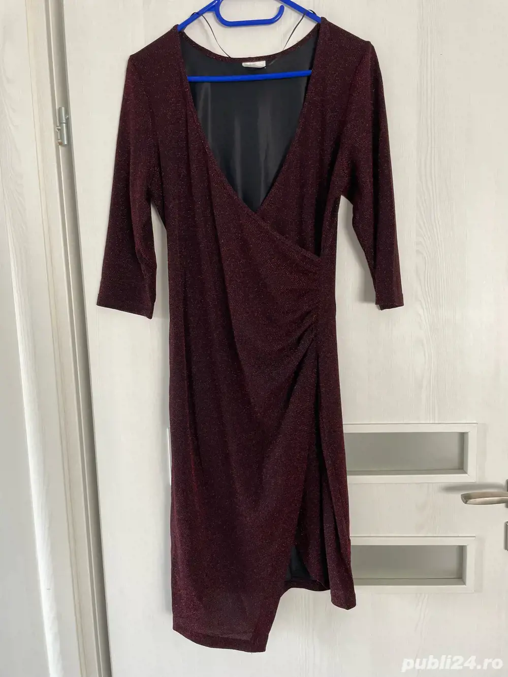 Rochie elganta burgund cu sclipici