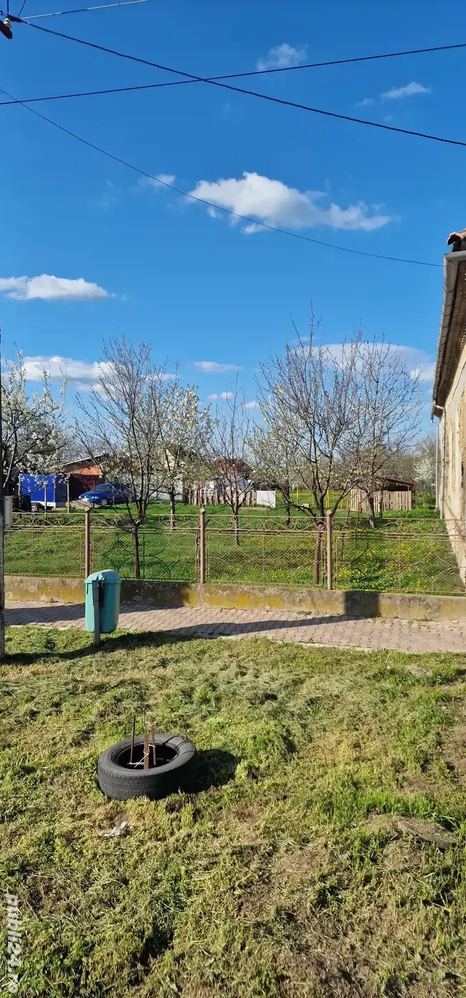 Teren De Vanzare !