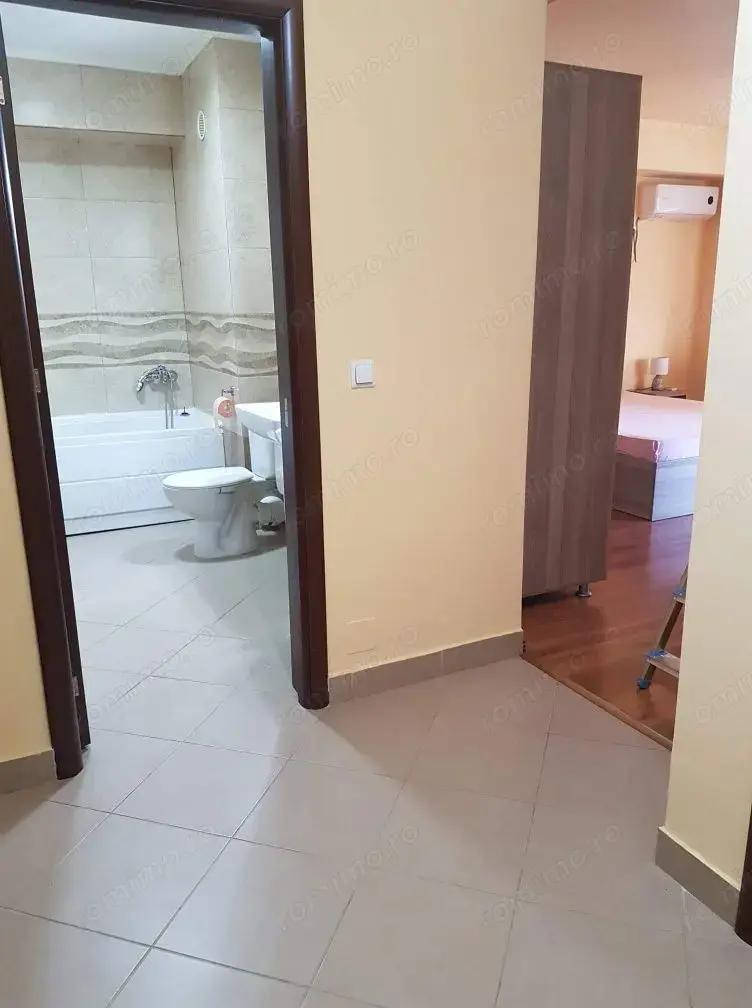 Inchiriez garsoniera, intersectia Calea 13 Septembrie