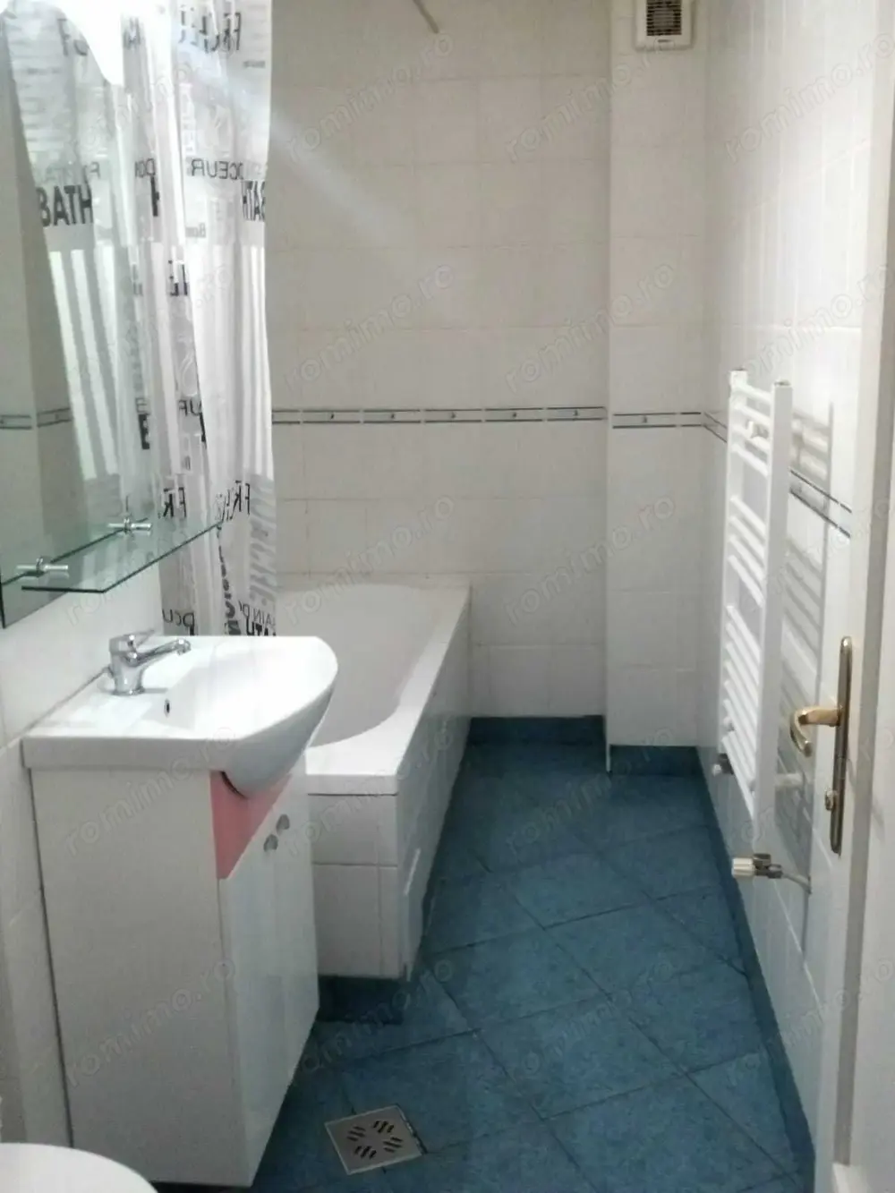 Garsoniera renovata, zona Baicului