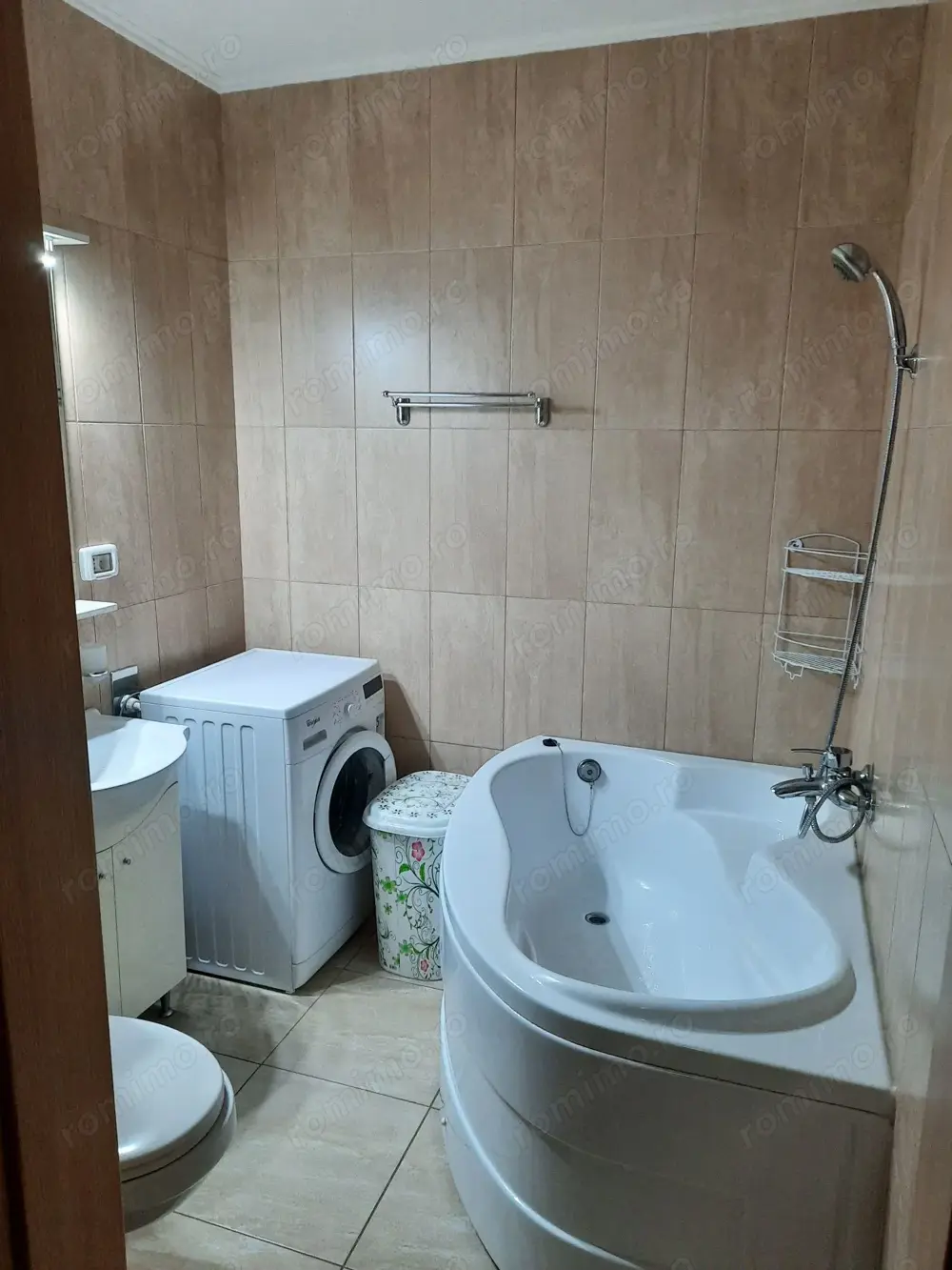 apartament de inchiriat la 2 min de statia de metrou 1 Decembrie 1918