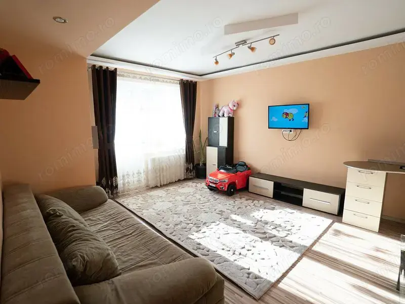 Apartament 3 camere de inchiriat - zona Bucurestii Noi 