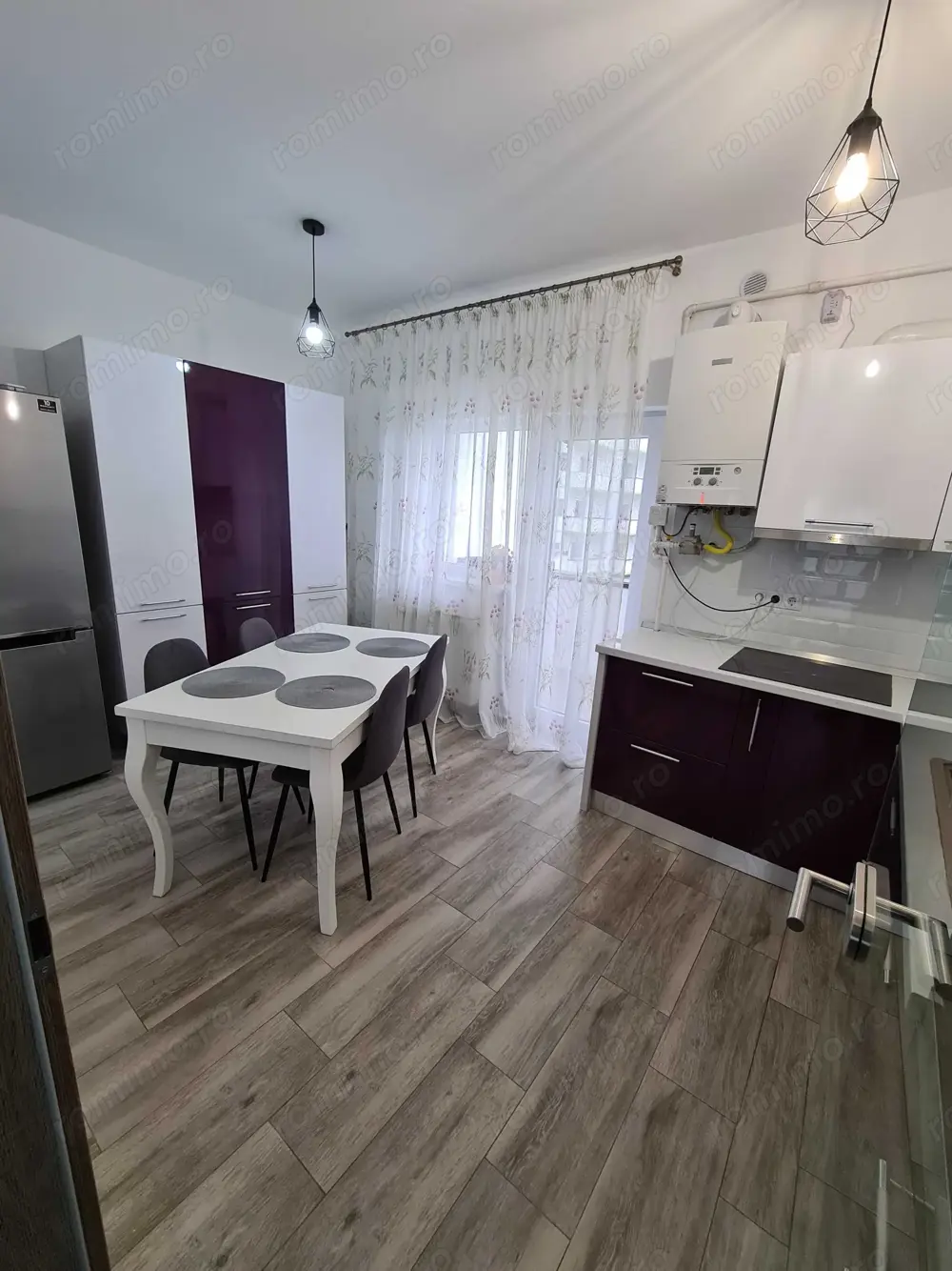 Zona Timpuri Noi se ofera un apartament cu 3 camere de inchiriat Zona Timpuri Noi se ofera un apartament cu 3 camere de inchiriat