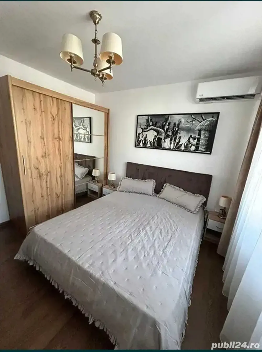 Ofer cazare pentru o fată - ieftin 