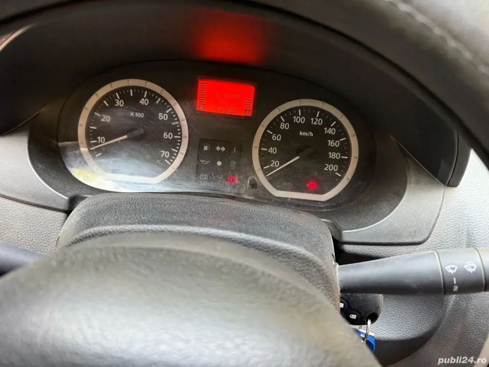 Dacia Logan 2005 1.4 MPI