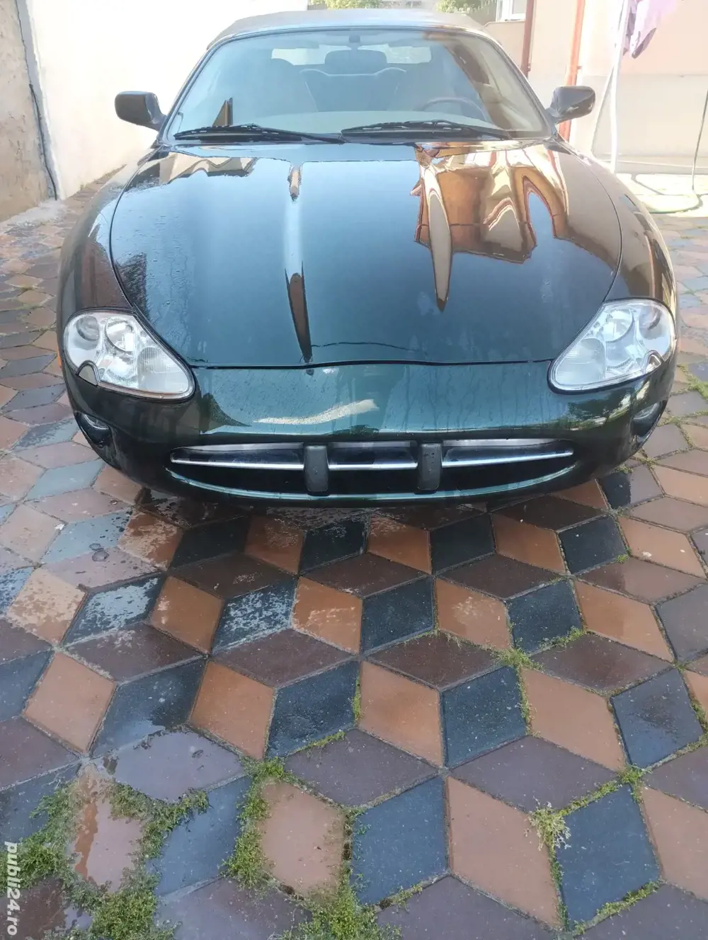 Jaguar xk8
