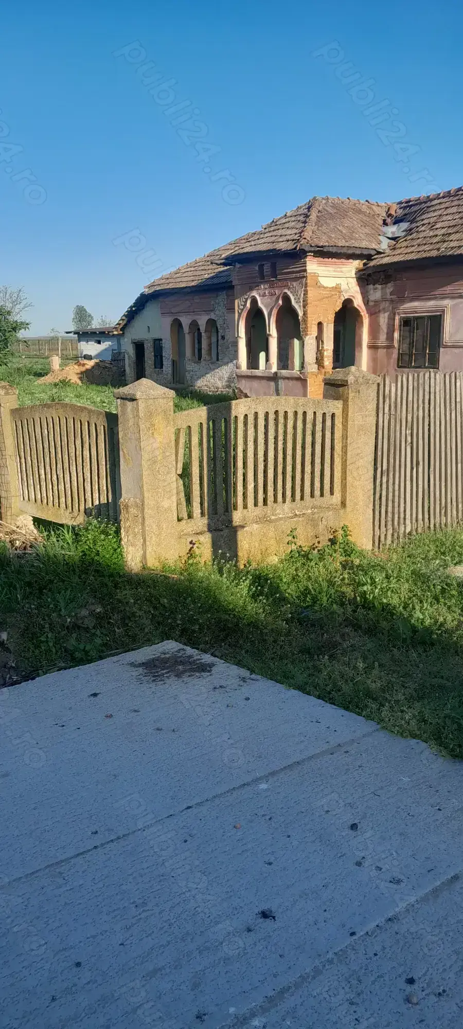 Teren  +casa batrineasca com Babiciu Olt Teren  +casa batrineasca com Babiciu Olt