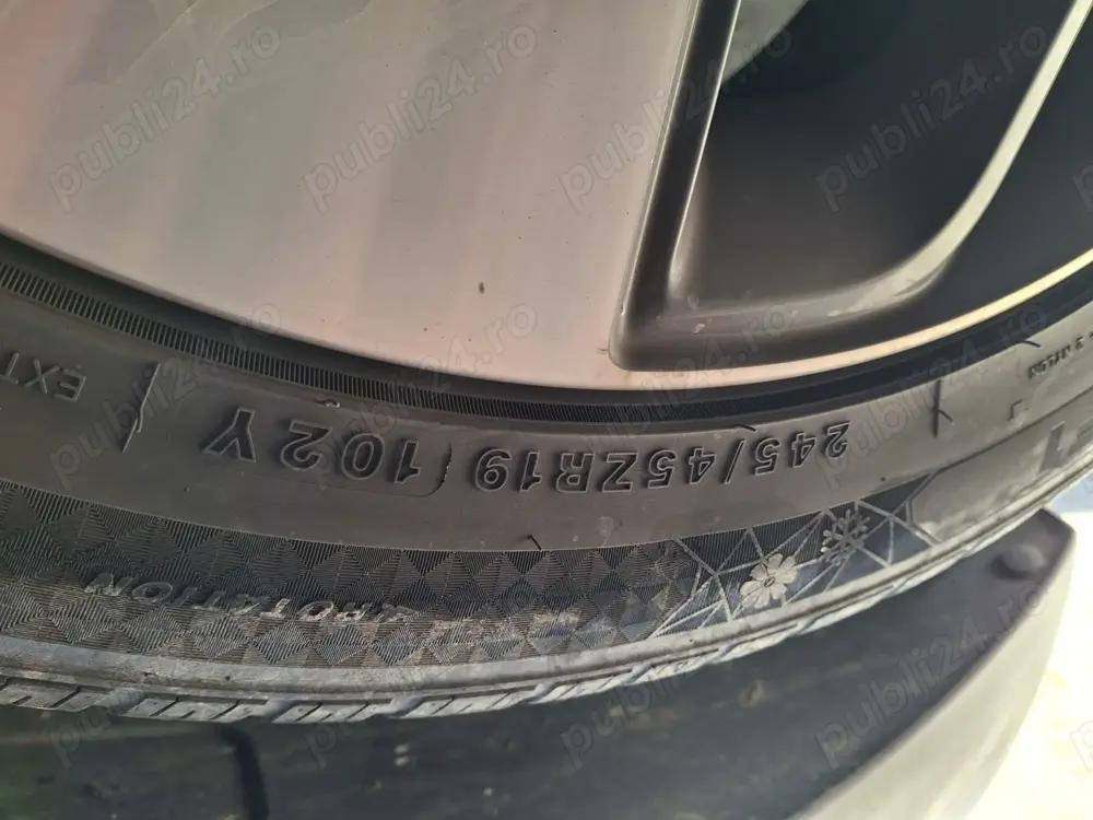 Vand jante hyundai  tucson  pe 19