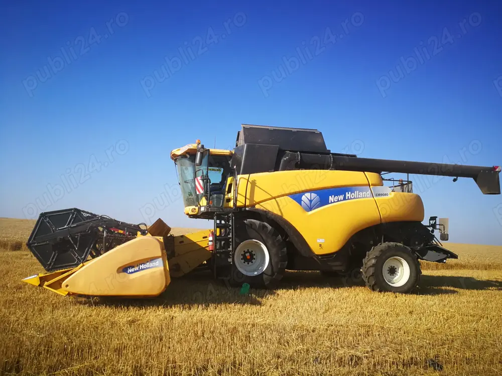 Combina new holland  cr9080