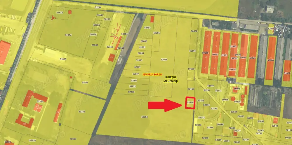 Teren intravilan de vânzare   Halanga  500 mp, poziție excelentă în zona industrială