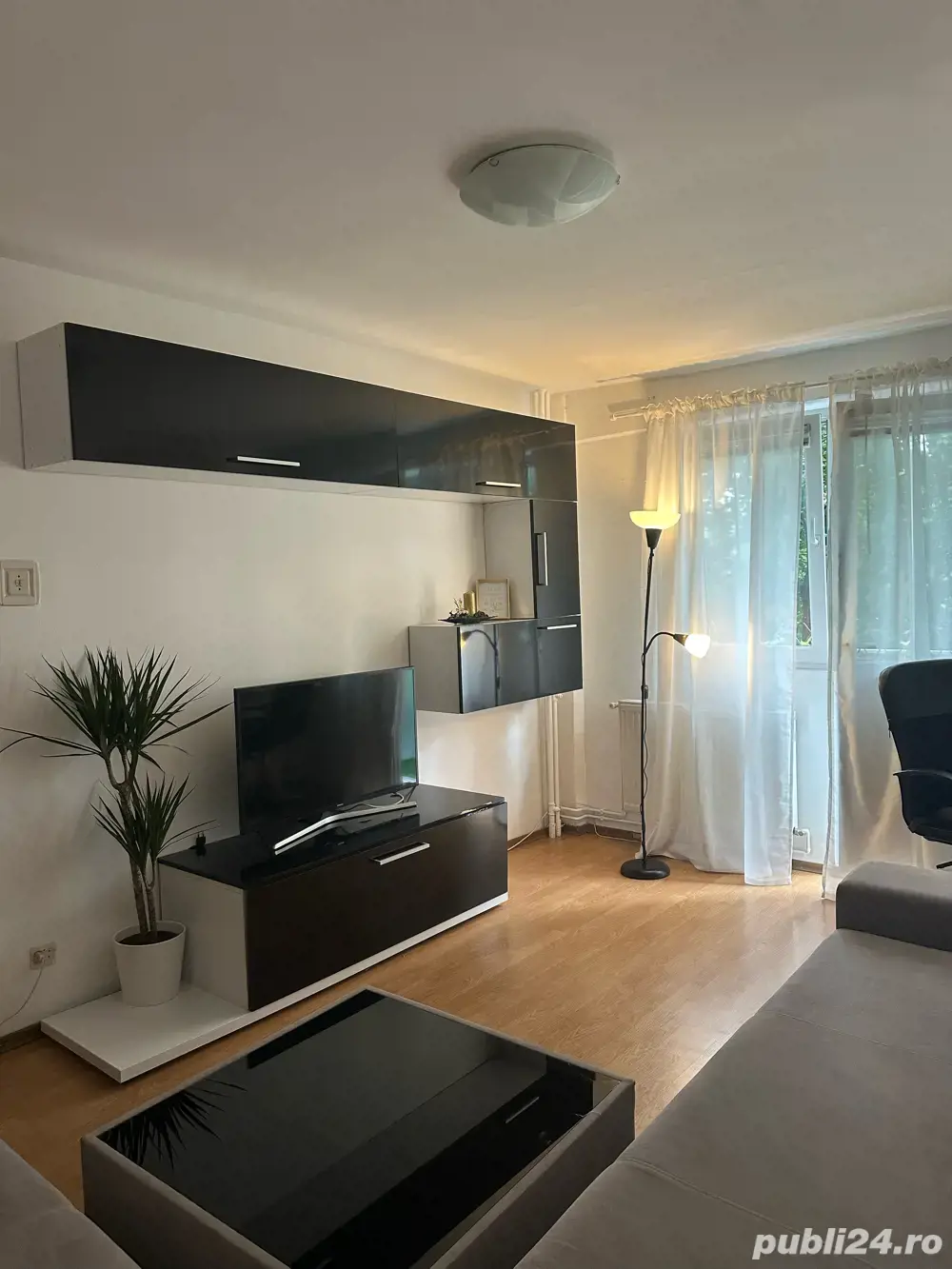Proprietar, închiriez apt 2 camere - Piața Sudului 