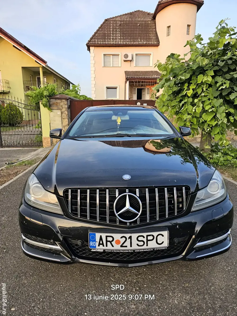 Mercedes W 204 coupe Mercedes W 204 coupe