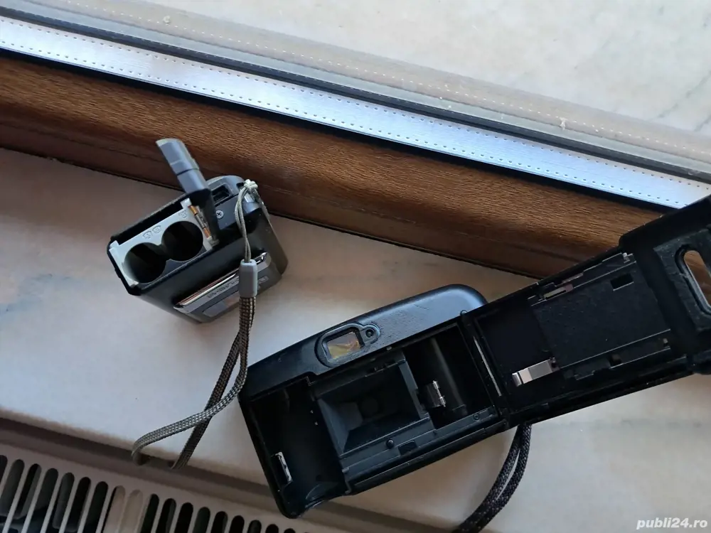 vind 2 aparate  foto ,Benq 