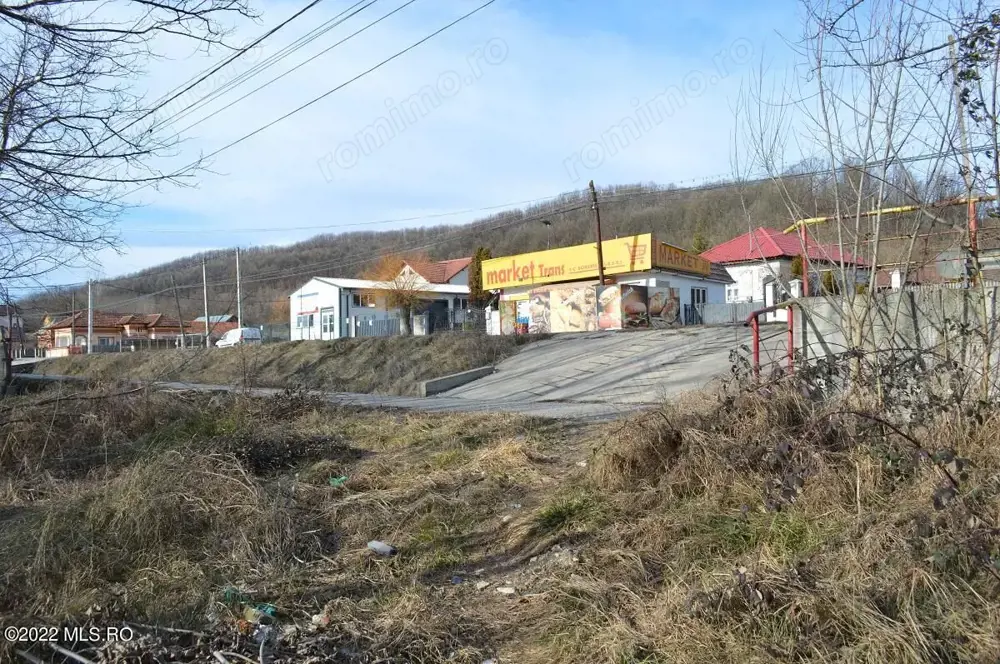 Valea Ursului - DN 7, Teren Stradal 2744 mp