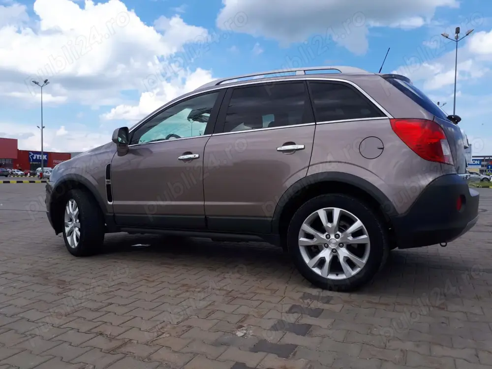 Opel Antara 4x4   Ideală pentru familie, întreținută exemplar