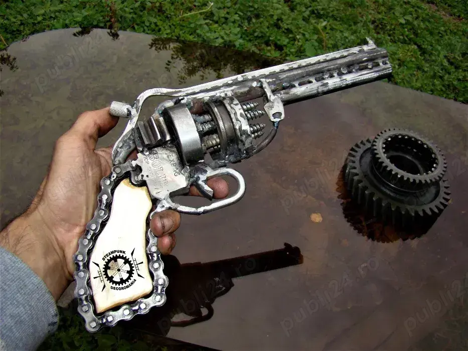 Sculptura fier KINETICA-REVOLVER MAGNUM PISTOL-decor industrial
