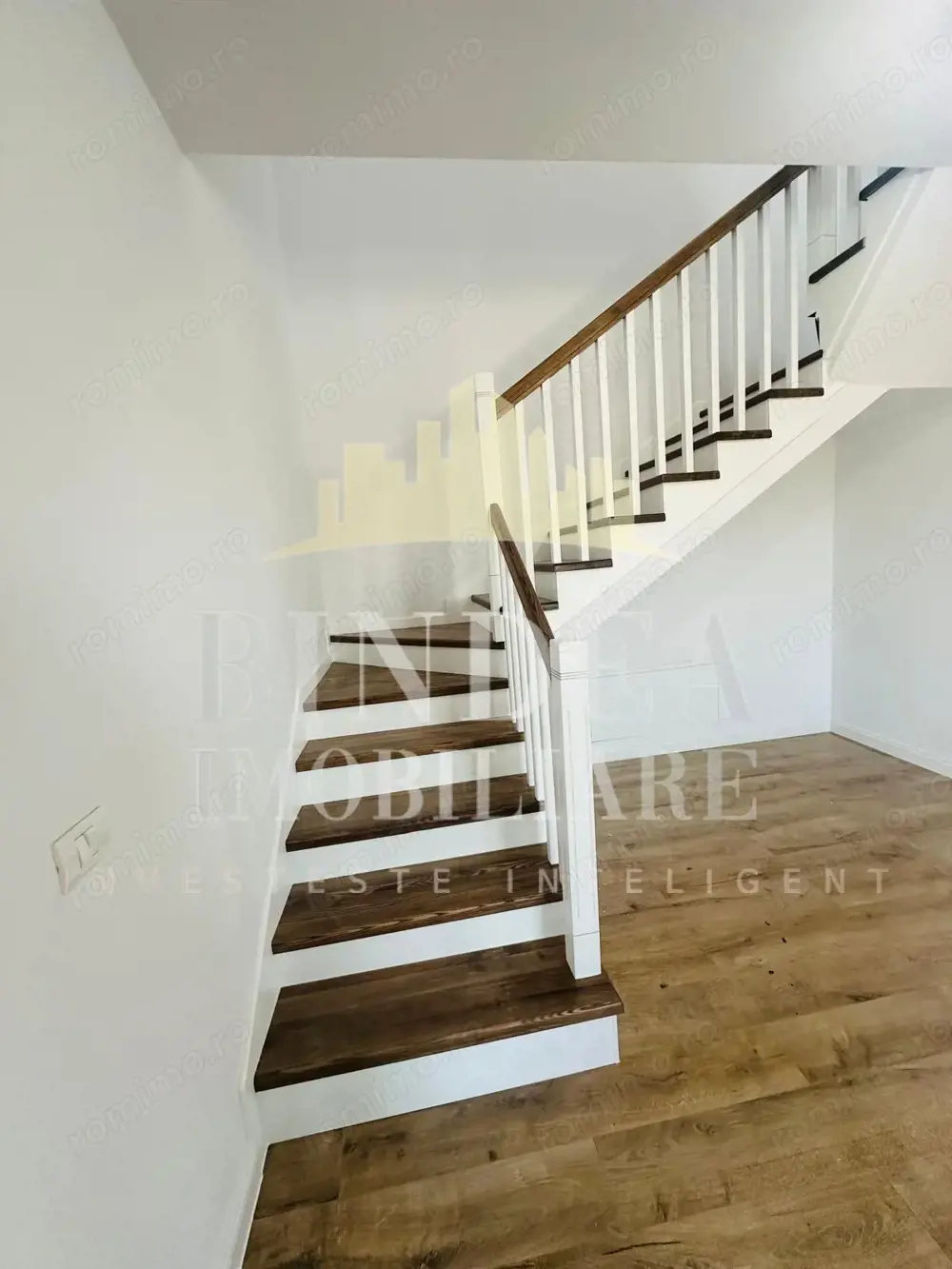 Casa finisaje de inalta calitate, 144mp utili, 350mp teren Giarmata