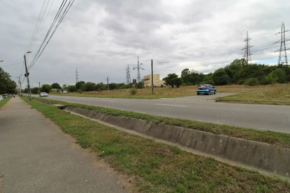 Teren strada principală, 54 ml deschidere, cartier Bârsești