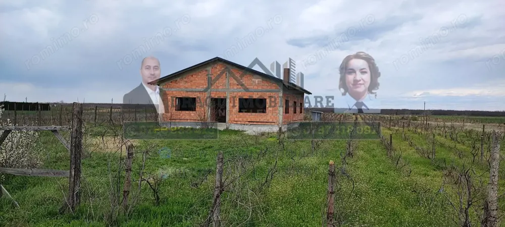 Casa Bucesti / Teren 3400 mp / Gaz, curent, apa, canalizare