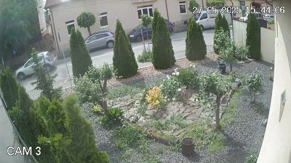 ofer spatiu exterior ptr prezentare si vizionare diverse