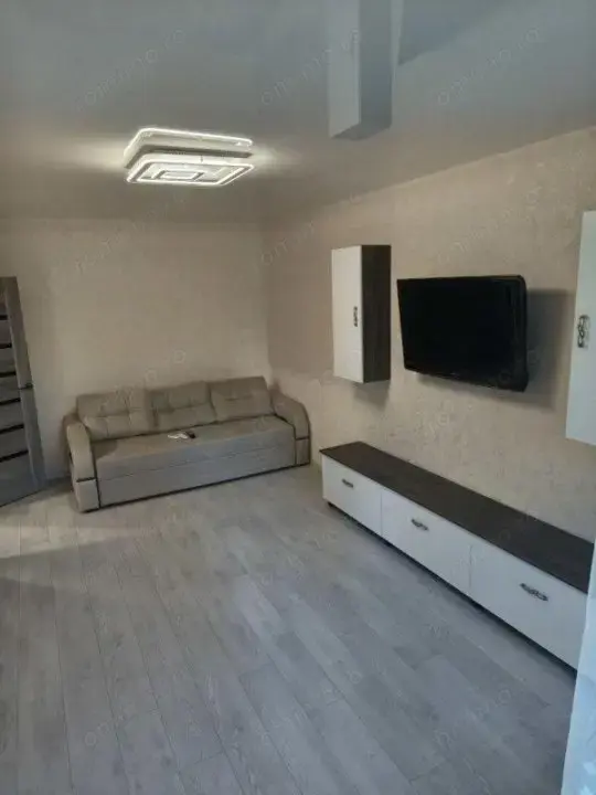 apartament cu o camera situat in zona Complexului Studentesc  apartament cu o camera situat in zona Complexului Studentesc