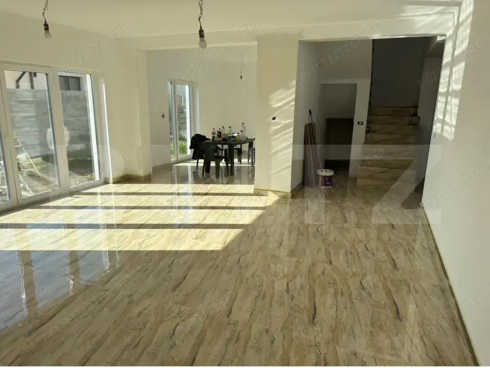 Duplex despartit prin garaj 190 mp utili, Dumbravita! 