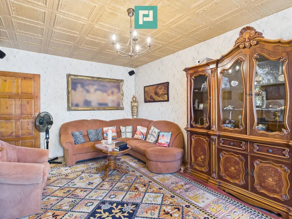 Apartament cu 3 camere în zonă de maxim interes