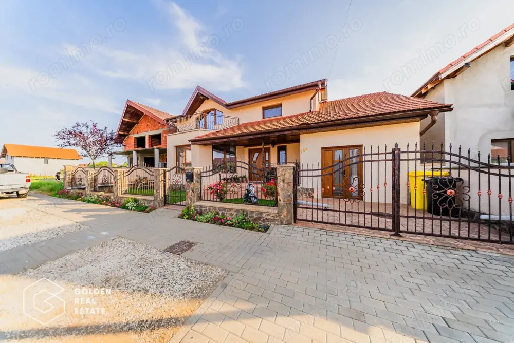 Casa la cheie, eficienta energetic, 4 dormitoare, Sagu