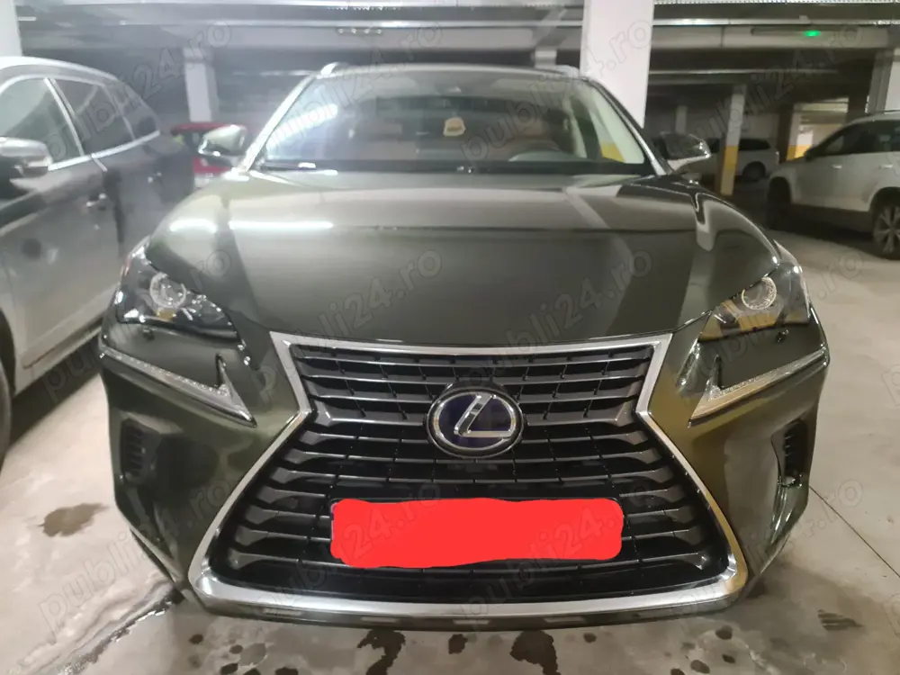 Lexus Seria NX 300h, 2021