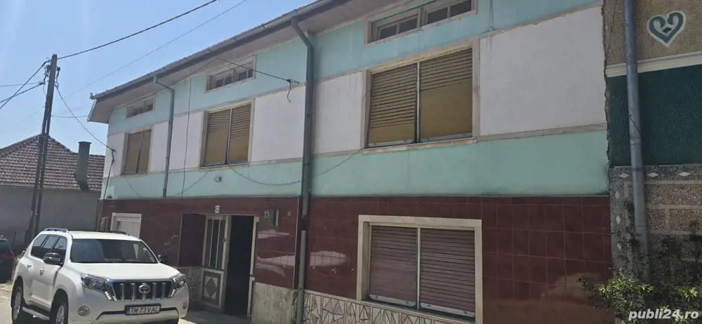 Casa de caramida cu placa de beton in localitate Verendin,  jud Caras Severin 