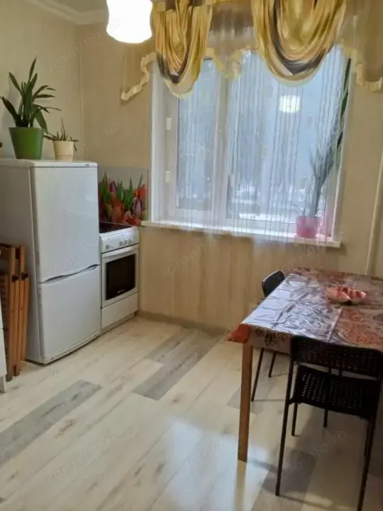 Oferim spre inchiriere garsoniera in zona 1 mai