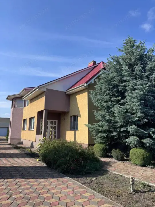 Casa individuala, teren 2500mp, Siret Casa individuala, teren 2500mp, Siret