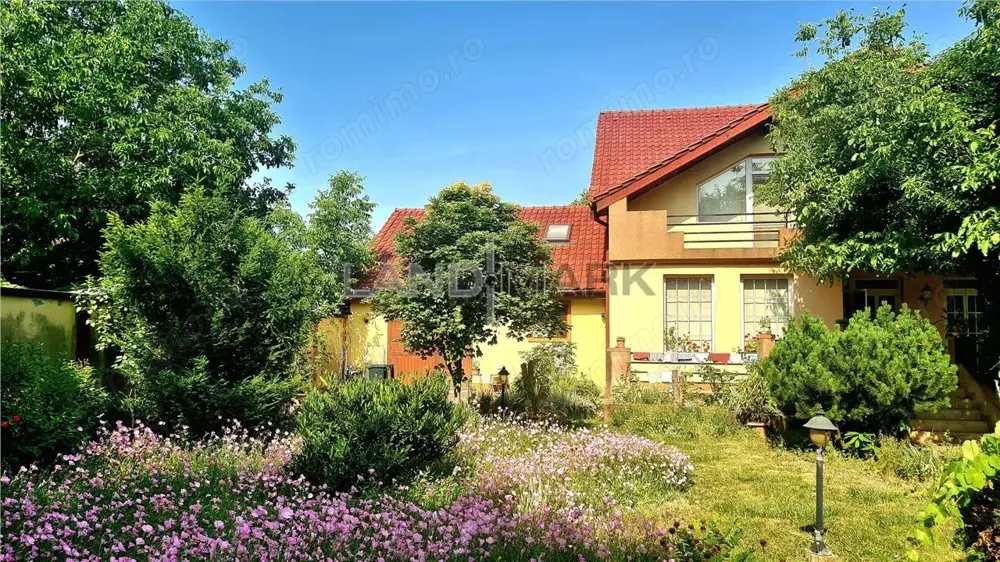 Vila de vanzare Timisoara, 4 dormitoare, piscina, garaj dublu