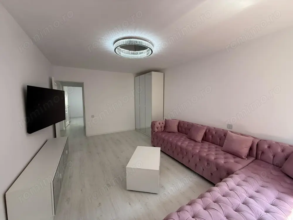 Apartament 2 camere,decomandat,zona Ultracentrala