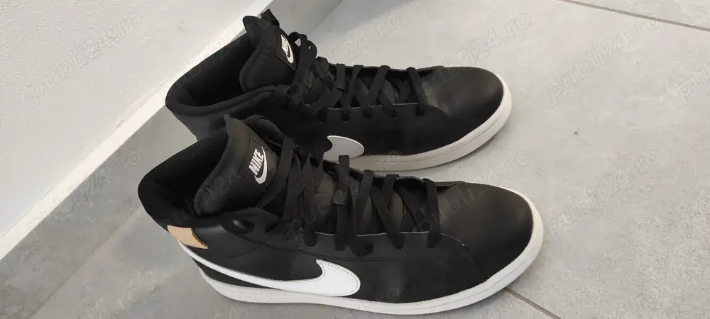Pantofi sport mid-high de piele Nike Court Royale 2