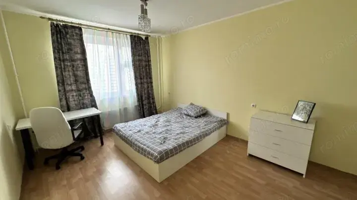 De inchiriat apartament 2 camere in zona Complex Studentesc 