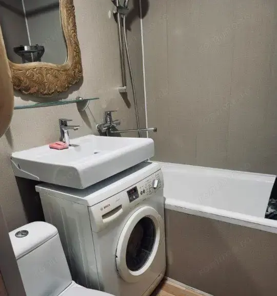 Inchiriere apartament cu o camera in zona Sagului