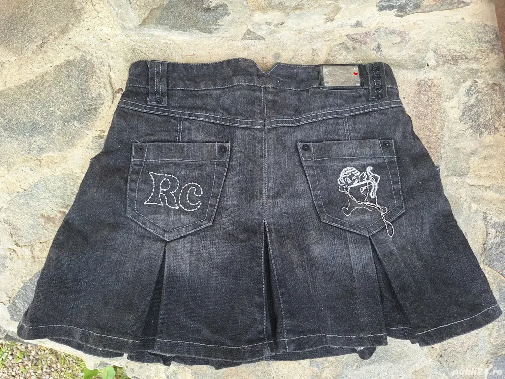 Fustă mini plisată Italia.marca ruba cuorii